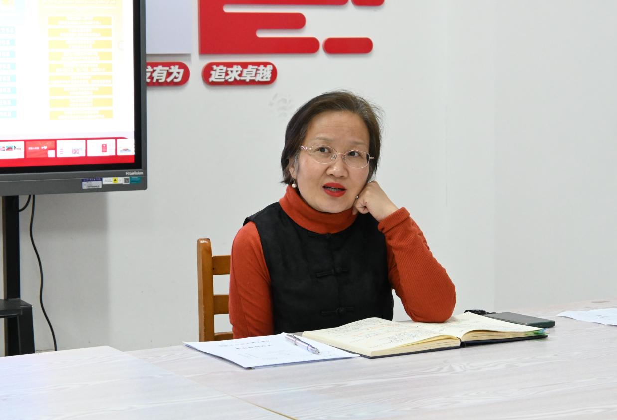 书记茶话会1.jpg