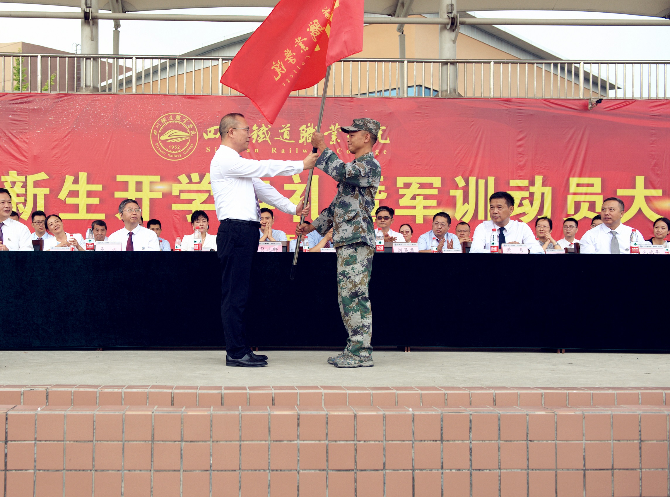 CTY_3383.jpg CTY_3383.jpg